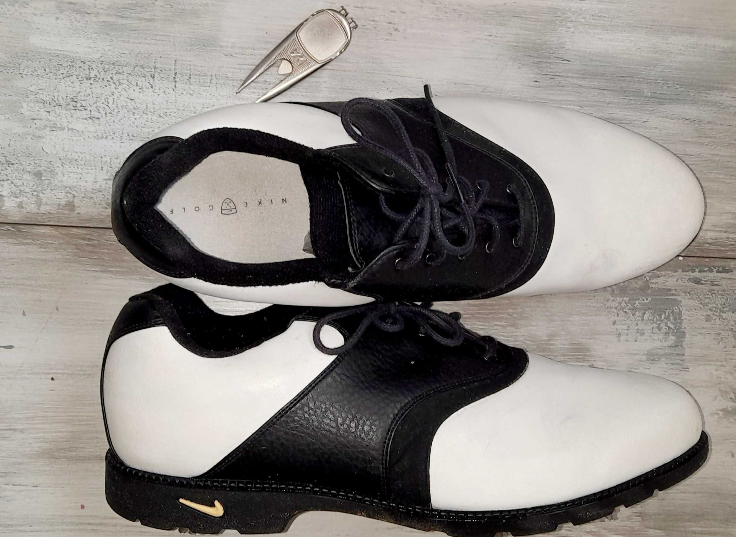 Pantof Nike Golf editie speciala
