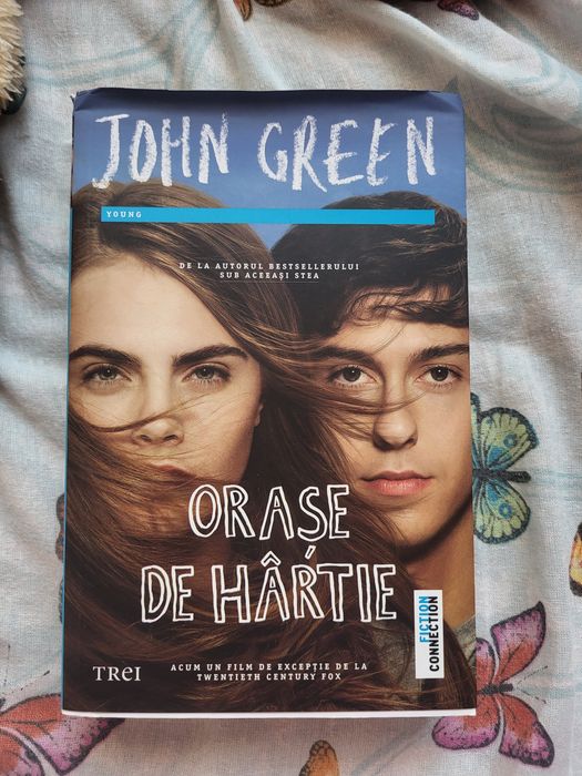 Paper Towns (Orase de hartie)- John Green