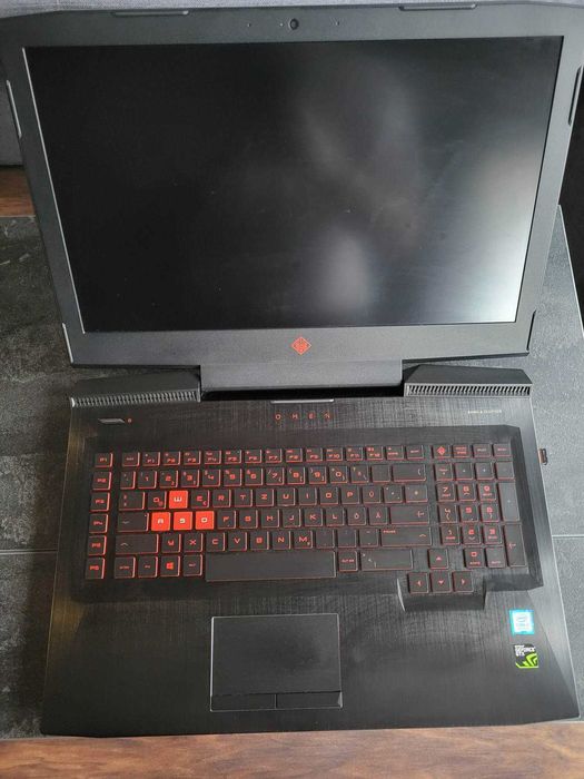 Лаптоп HP Omen 17