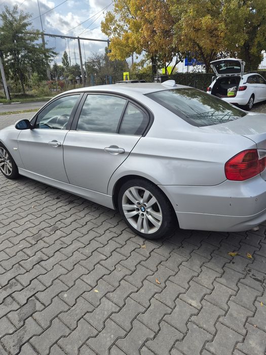 Bmw E 90 an 2005 (163 cai) propietar;fiscal