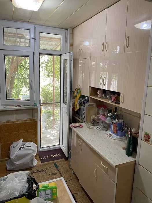 Срочно 1 этаждан 2 хонали квартира сотилади Крытый Альянс