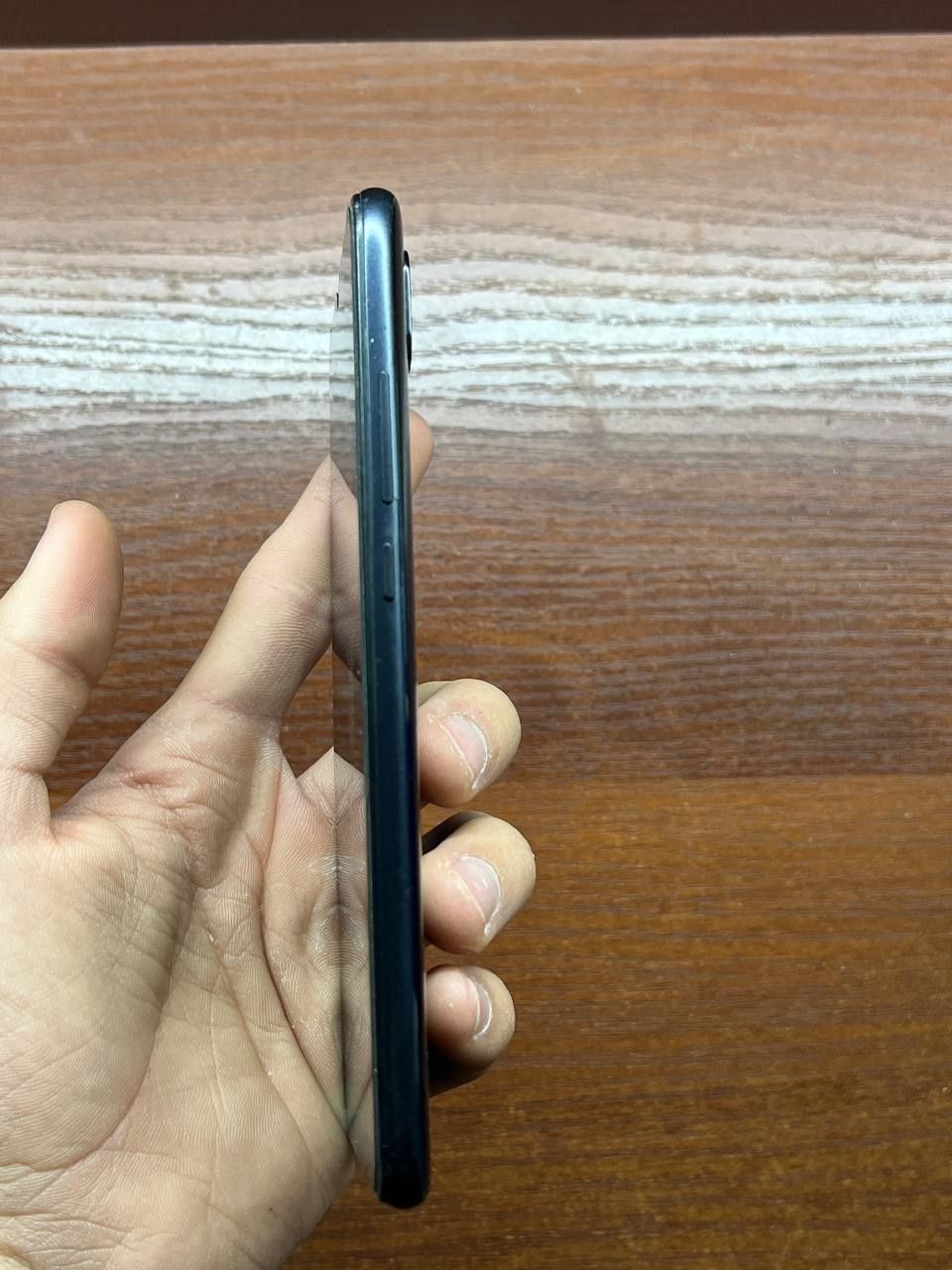 Redmi 7 64gb                     .