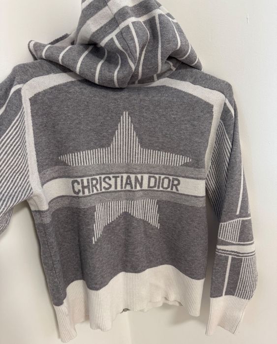 Суитшърт с качулка