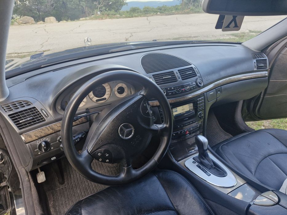 Мерцедес  Е class w211 Avangarde