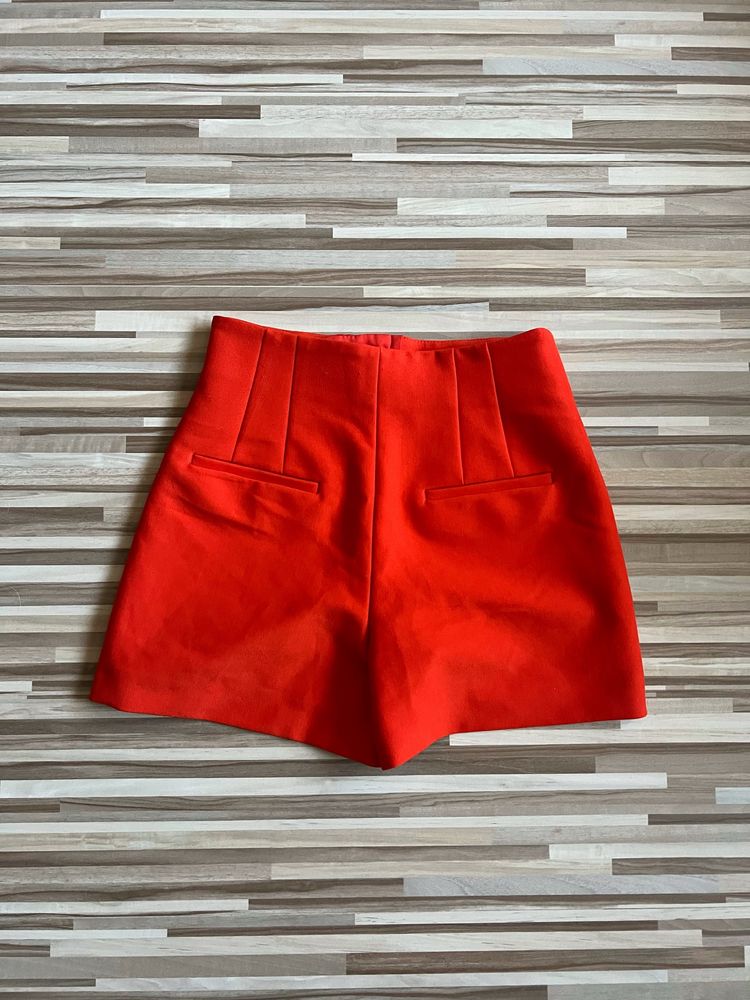 къси панталонки Guess, BSB, Zara