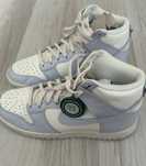 Adidași W nike dunk hight