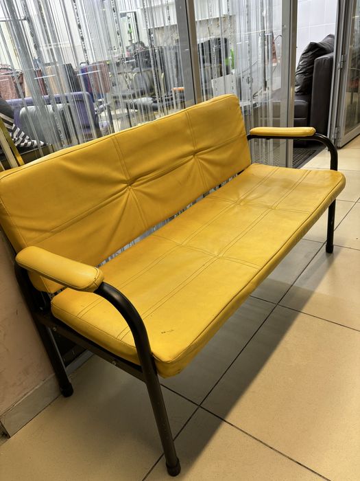 Скамья металический “zeta”в хорошем состояний