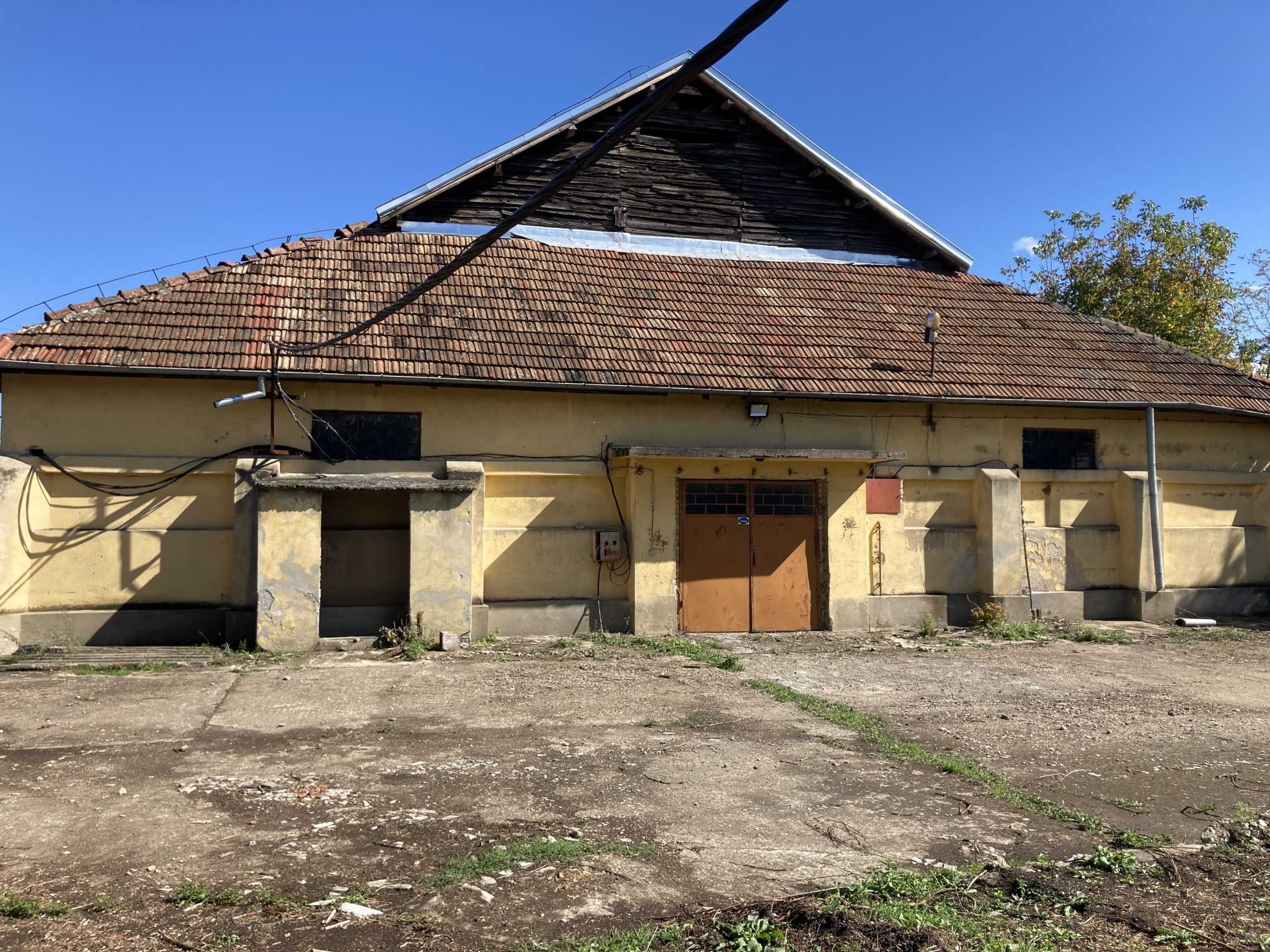 Склад/Зърнобаза в Горна Оряховица до захарни заводи