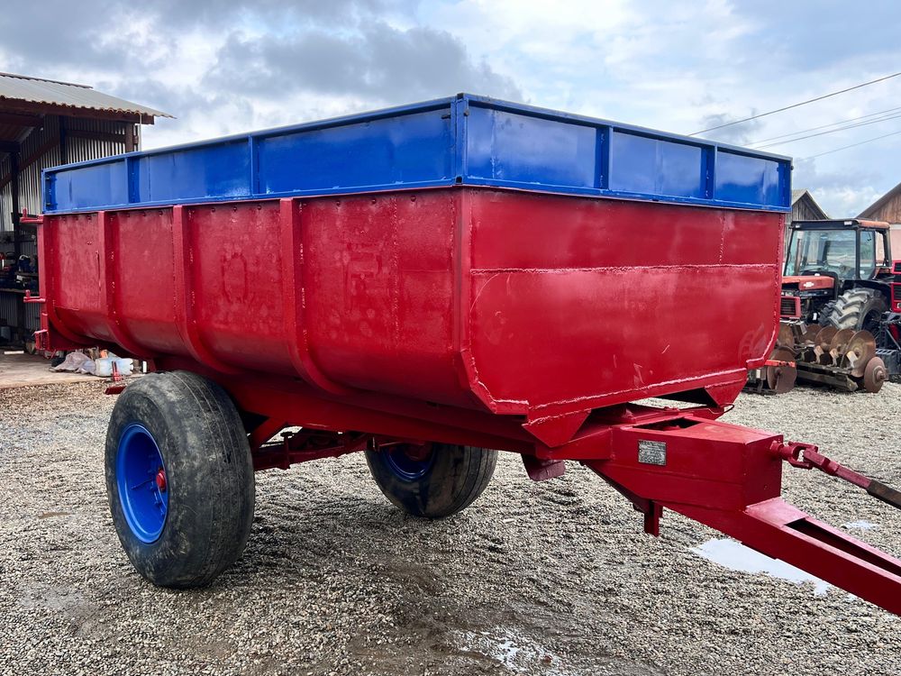 Remorca basculabila tandem agicola de 6,3 t