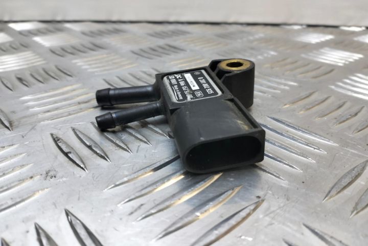 Senzor presiune gaze  a0061539528 Mercedes-Benz C-Class W204/S204