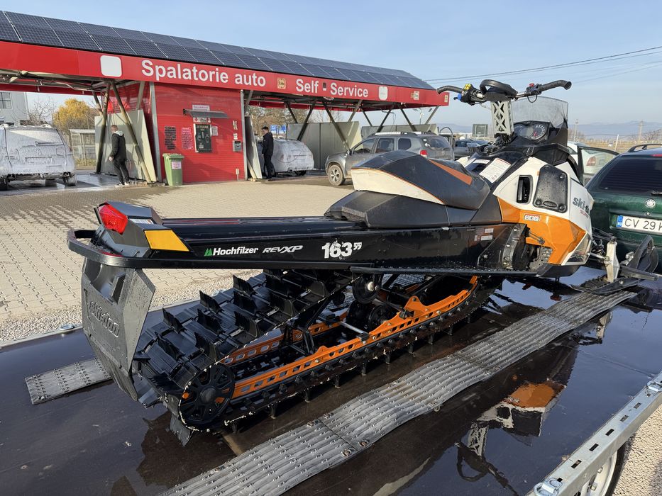 Can Am Ski-doo e-tec