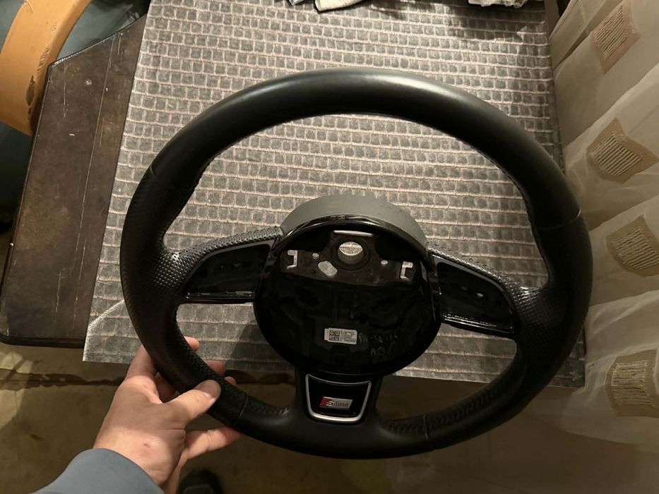 Волан за Ауди А4, А5, А6, Q5, Q3 S Line