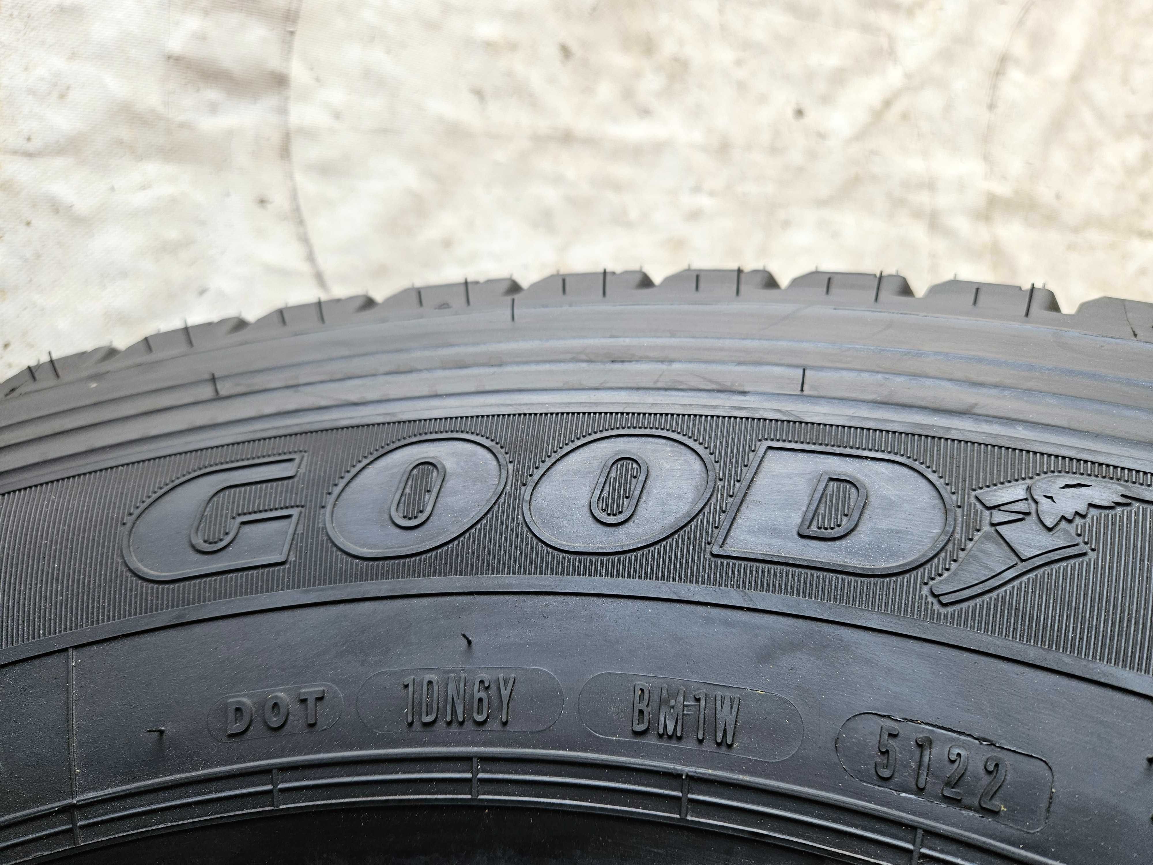 1 Нова тежкотоварна гума 275/70R22.5 Goodyear KMax D 148/145M Germany