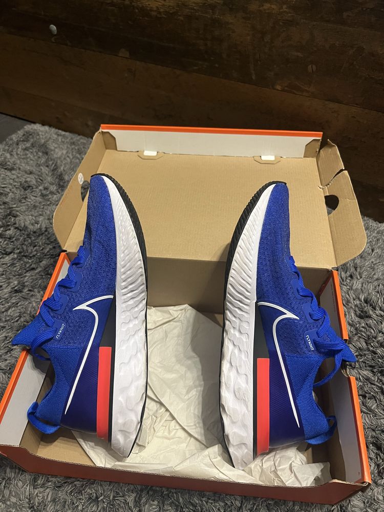 Оригинални маратонки Nike flyknit