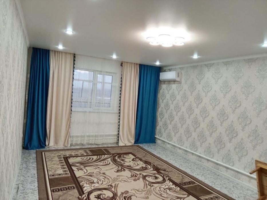 Продам болшой дом кызлтале район страителная 3 рядом болница метров300