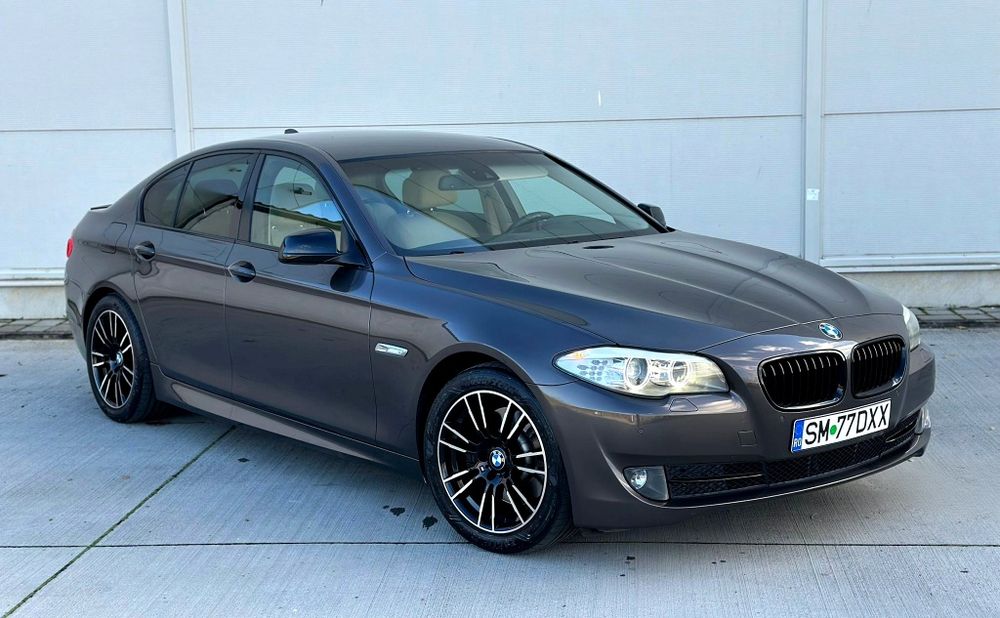 Bmw seria 5 F10 525D 218cp an 2012 Automat