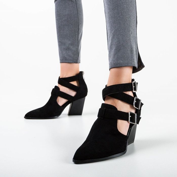 Botine piele intoarsa