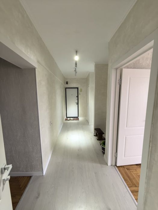 Продам 2-комнатную квартиру на улице Толе би 1