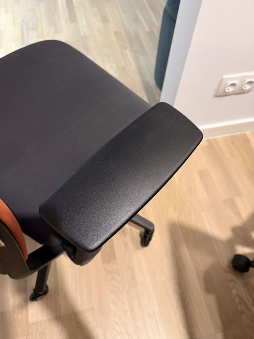 Steelcase Think V2 refurbished in stare excelenta