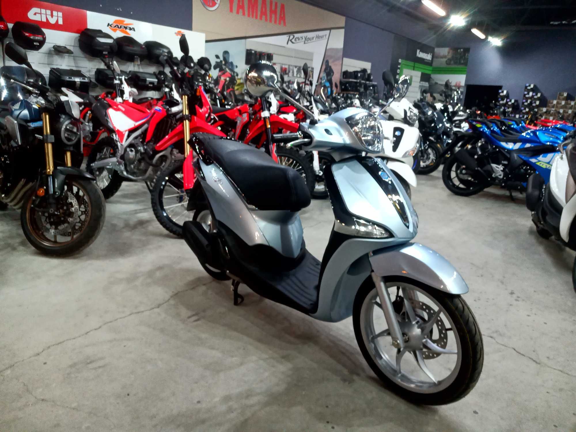 Piaggio Liberty 125 nou se va conduce cu B in curand- stoc EST BIKE