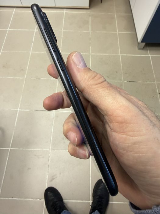 A1 Alpha 20 4/128gb - отличен