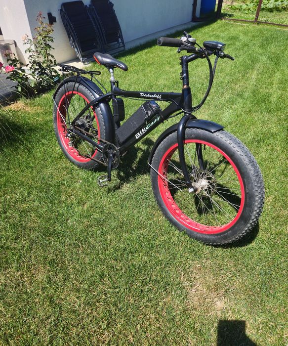 Vând bicicleta electrică