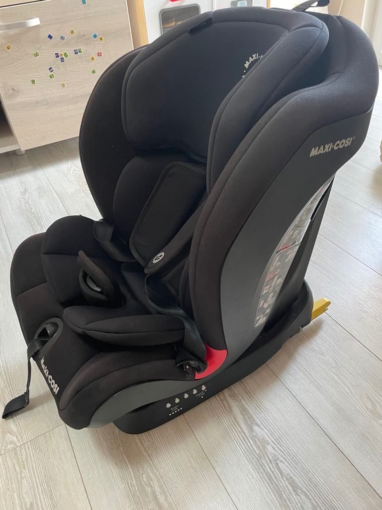 Стол за кола Maxi-Cosi Titan 9-36 кг