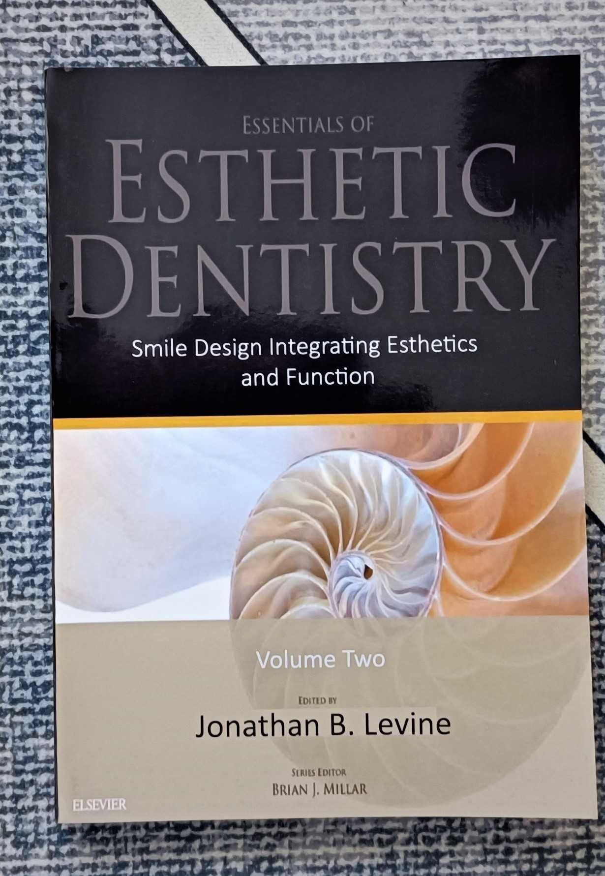 Essentials in Esthetic Dentistry - 3 volume