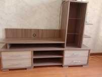 Продам подтелевизорник за 25000