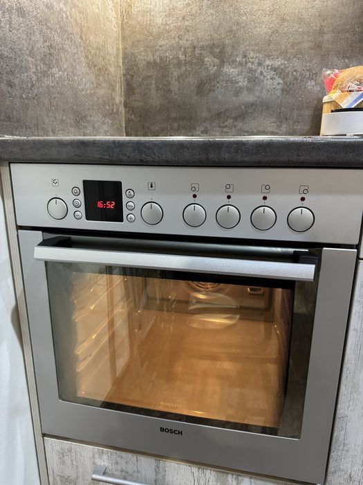 Фурна с котлони BOSCH