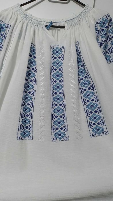 Ie  traditionala cusuta manual (la comanda) 450 lei