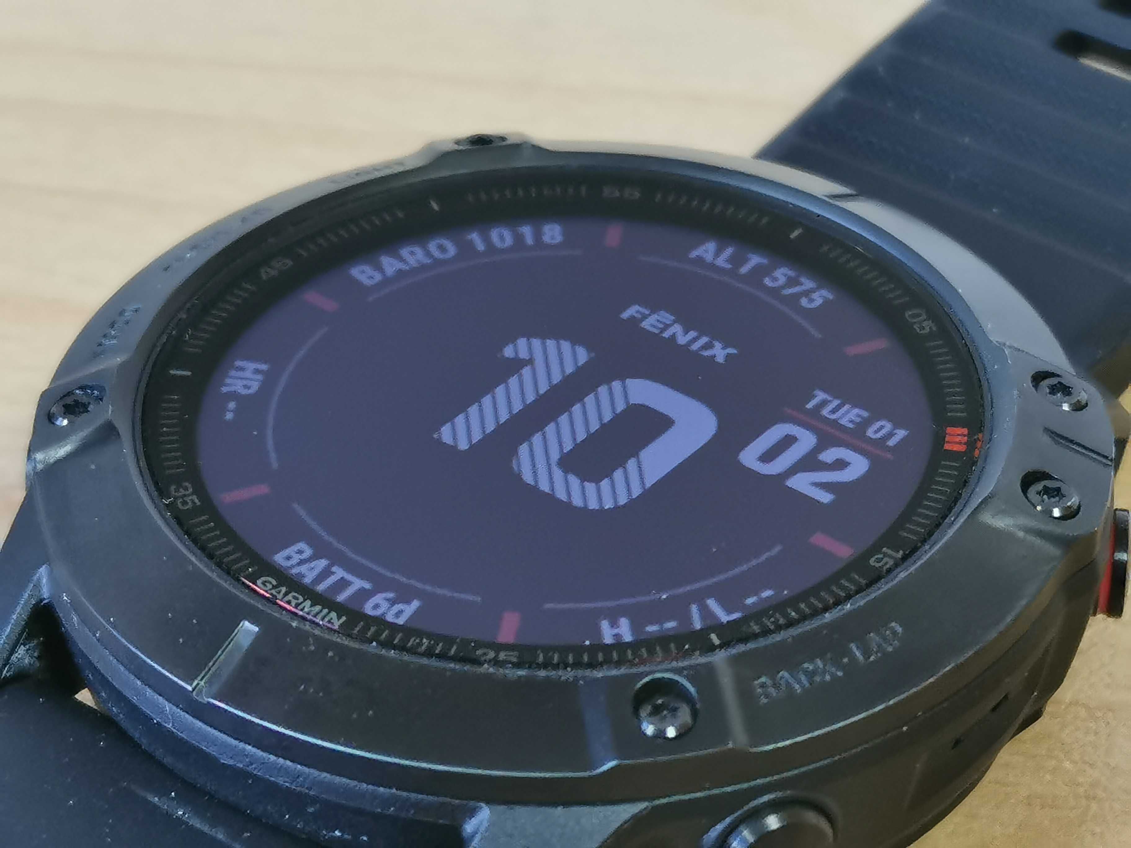 Часовник Garmin Fenix 6X Pro в топ състояние
