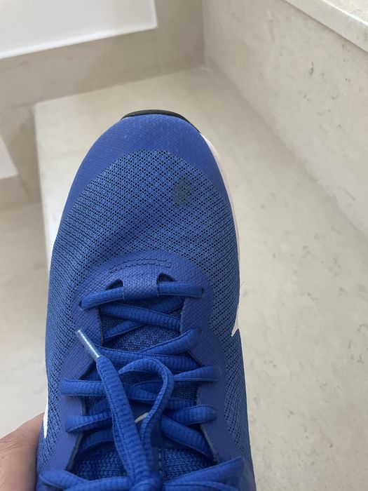 Nike Revolution 6