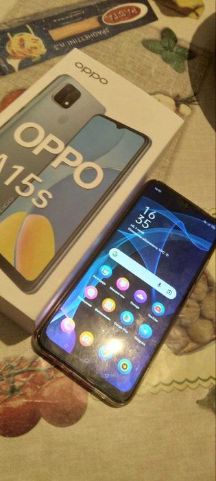 Срочно Продам Oppo 15s