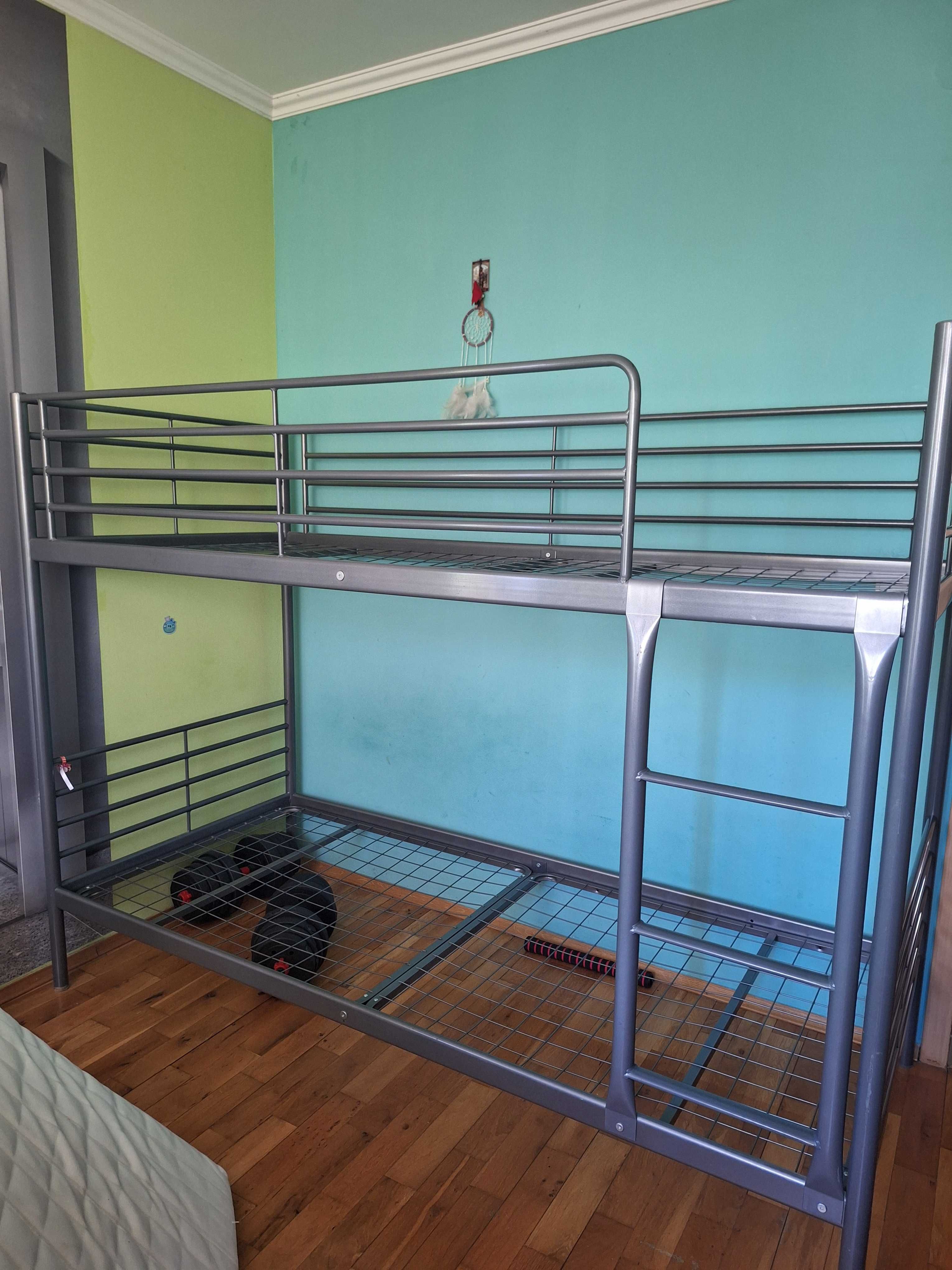 Двуетажно легло ikea