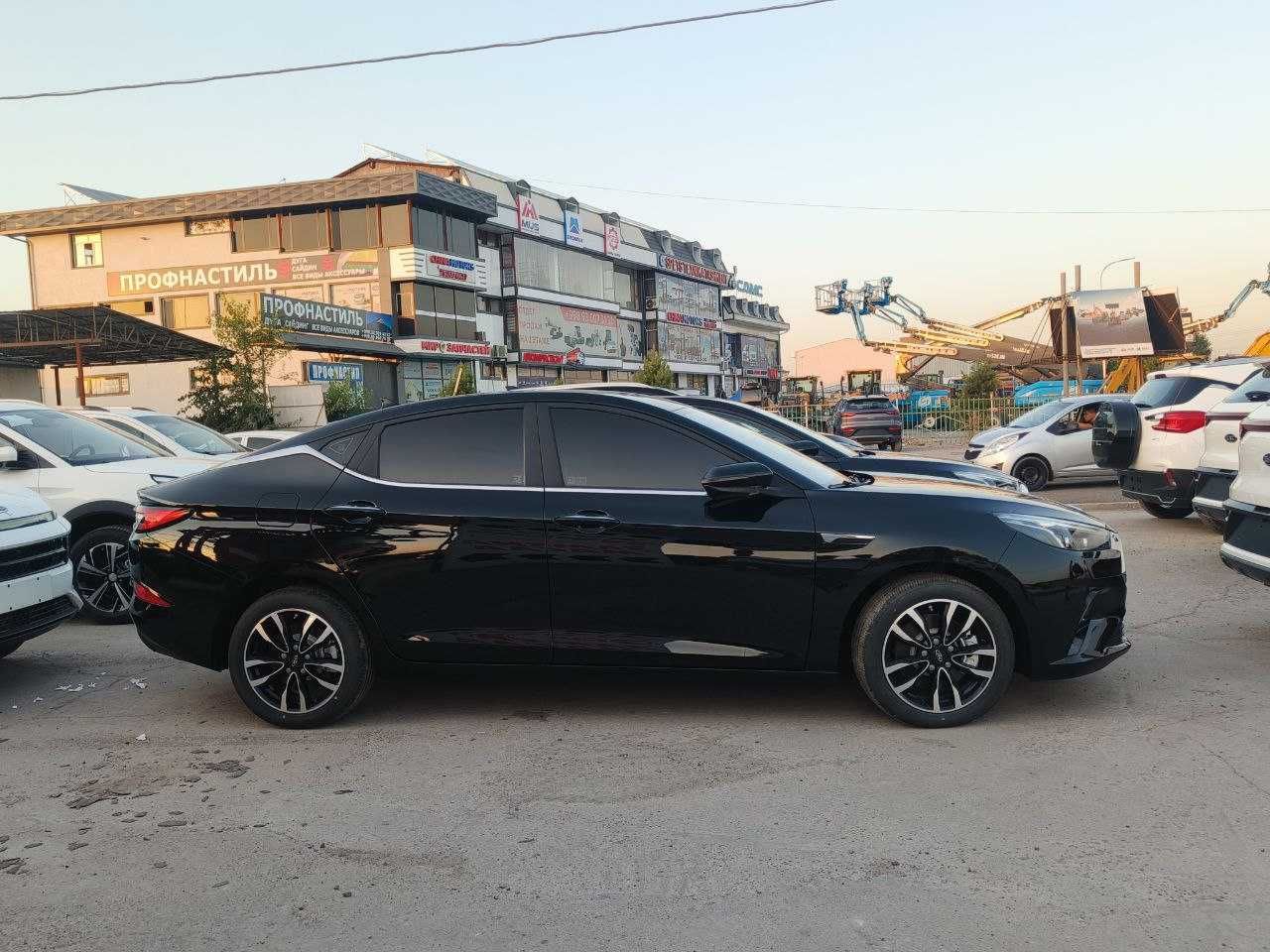 Jac J7 От кучи: 150  Дивигател: 1.5 turbo Макс. тезлик: 220 км.с
