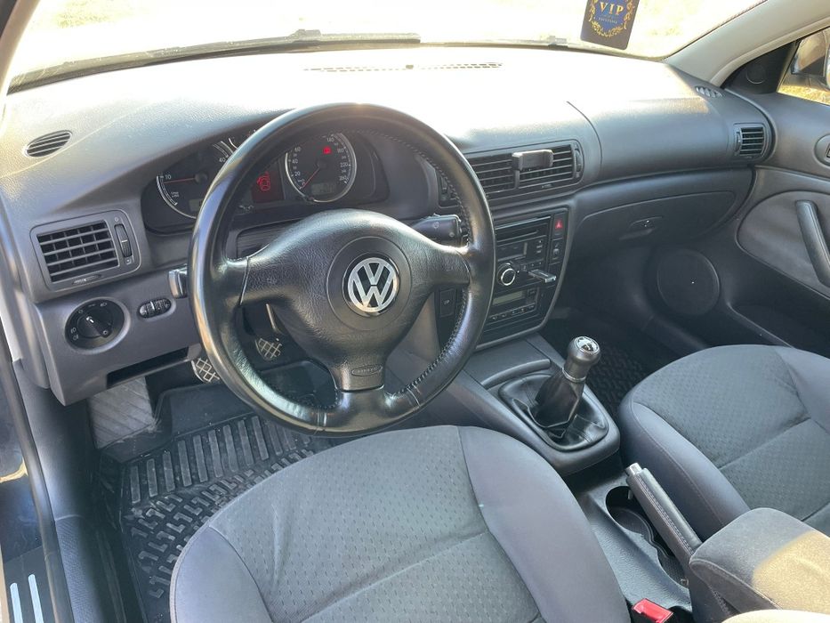 Se vinde Passat B5
