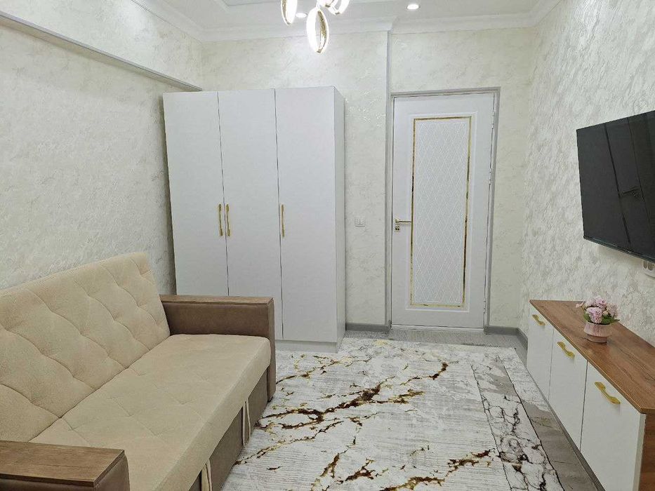 Своя Продаётся 1/2/4 Галерейку Ташсельмаш Вундеркинд