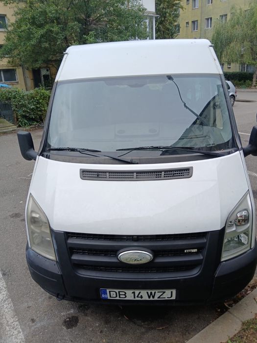 vand ford transit 8+1