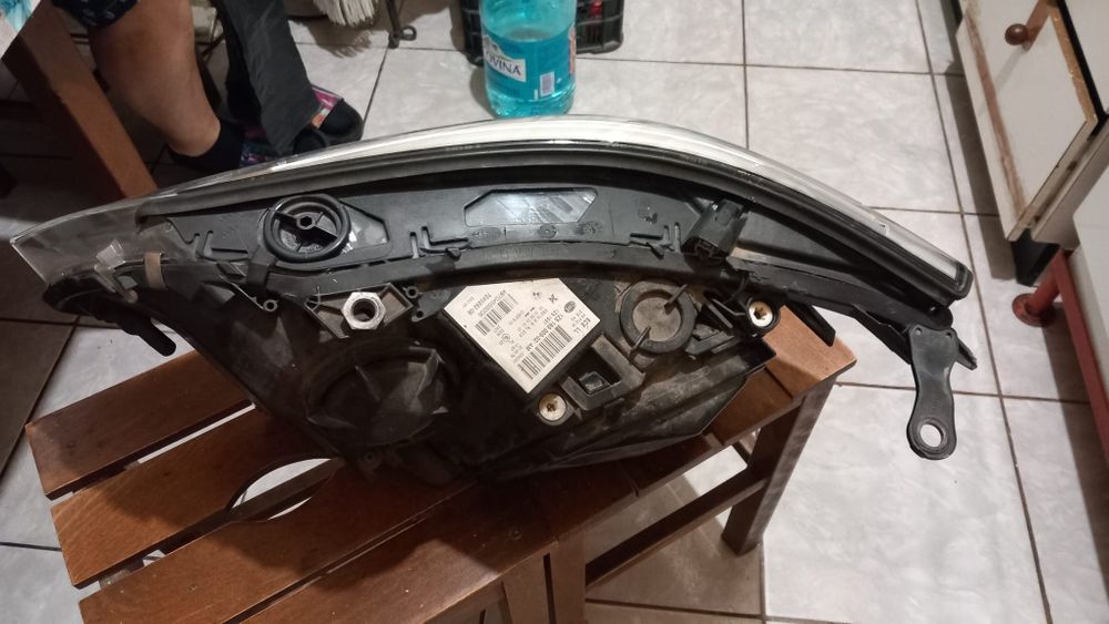 Far BMW E60 2010 ( dreapta)