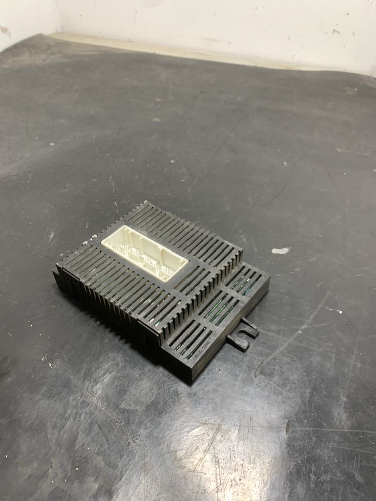 Calculator modul lumini BMW Seria 5 E60 E61 | 6962722