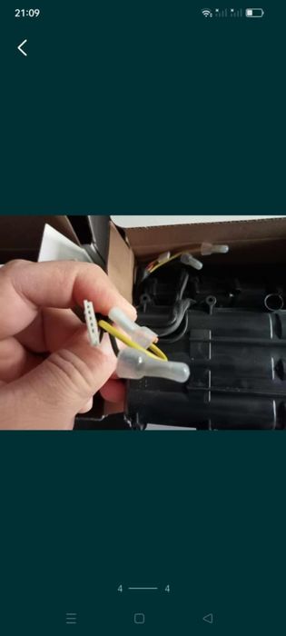 Acumulator baterie de 36 V. Se încarcă cu încărcător de 42 V

Sunt toa