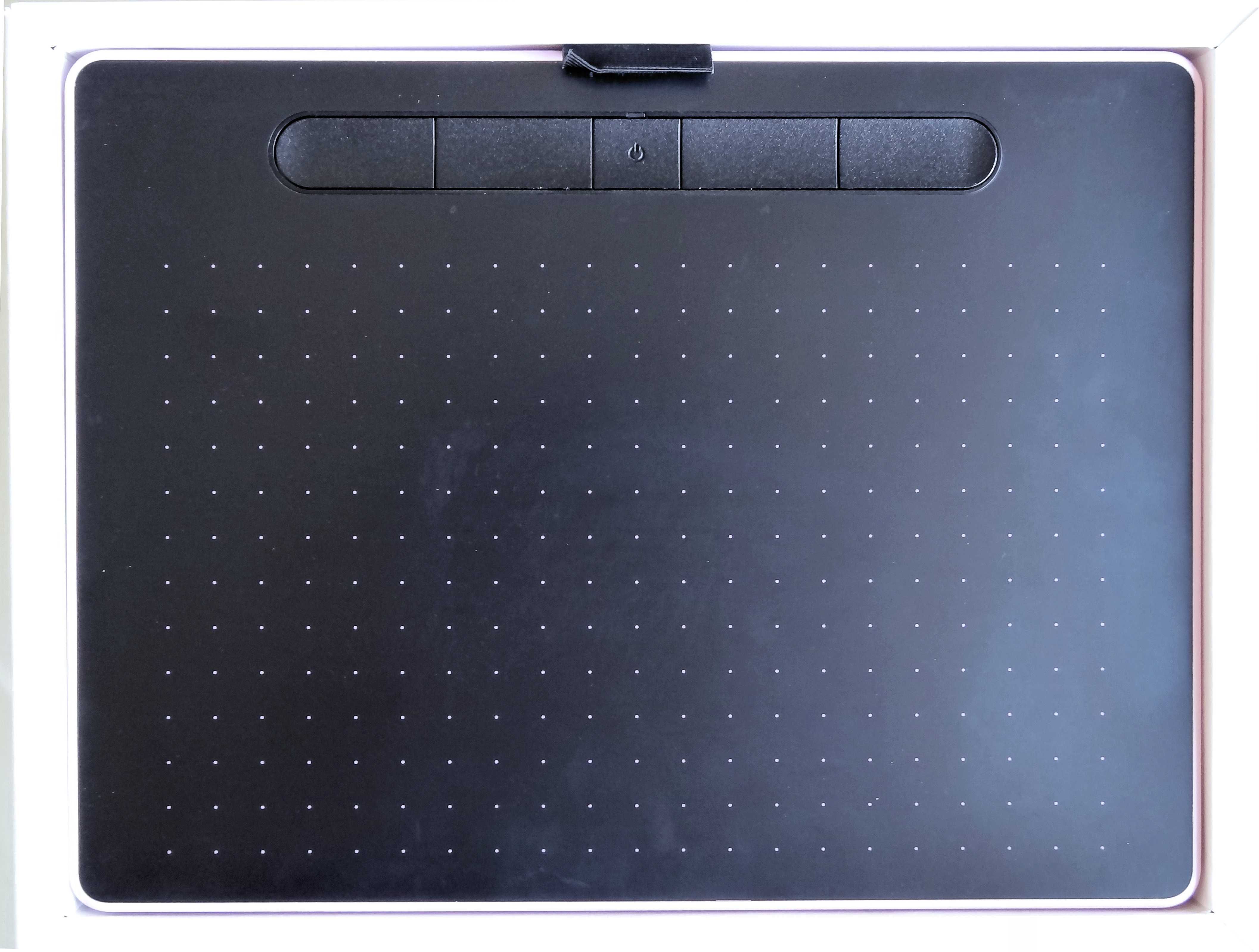 Графичен таблет Wacom Intuos M Bluetooth