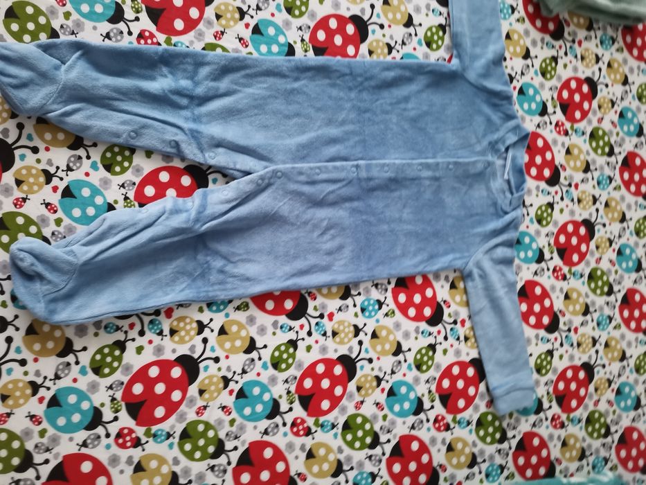 Pijamale de  vânzare