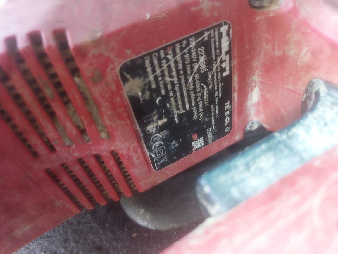 HILTI TE 6-CL Мощна SDS-Plus (TE-C) ударно пробивна машина с D-ръкохва