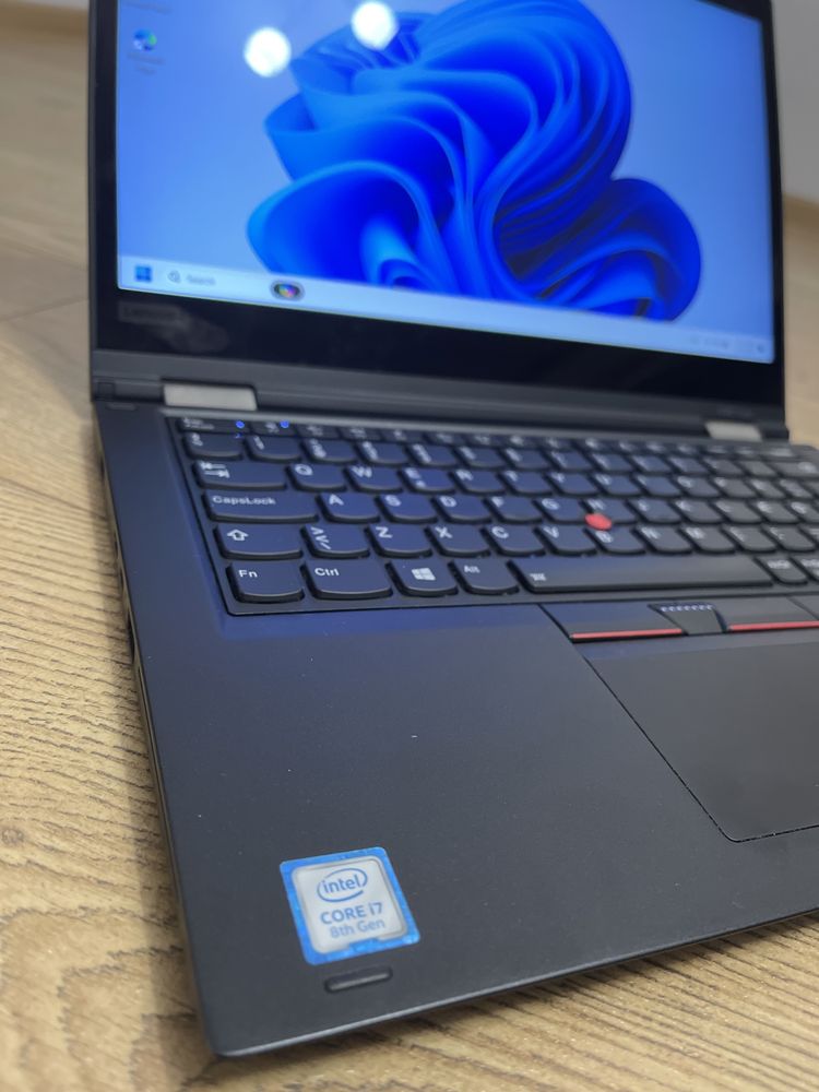 Laptop ThinkPad Yoga X380; IntelCore i7 Gen 8