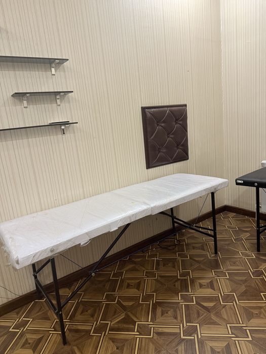 Salon jihozlari sotiladi manikur stol kushetka