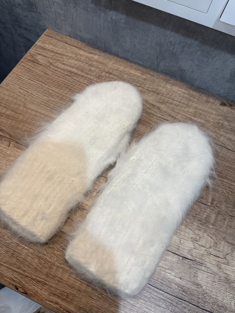 Пуховые варежки