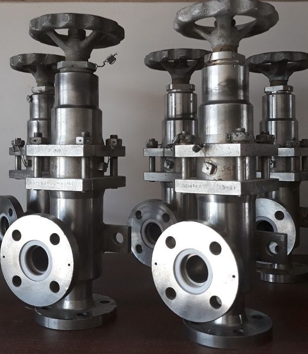 Продается клапан угловой Ду25 Ру16