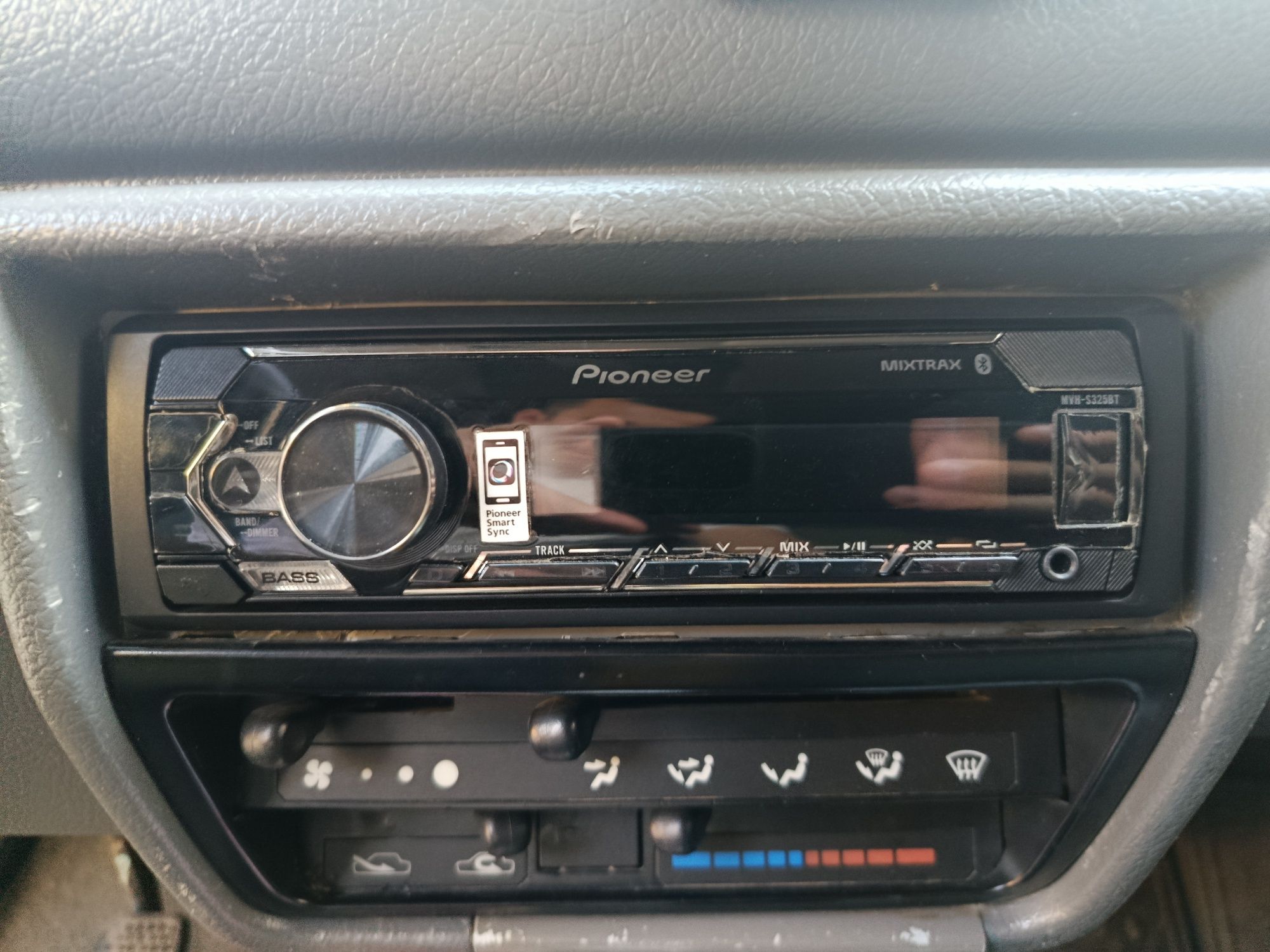 Pioneer 325 Bluetooth